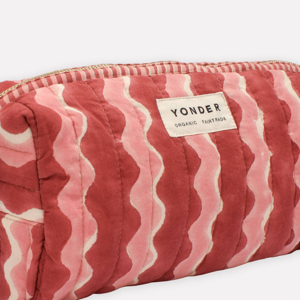 YONDER  - Quilted Wash Bag - Whirly Jam