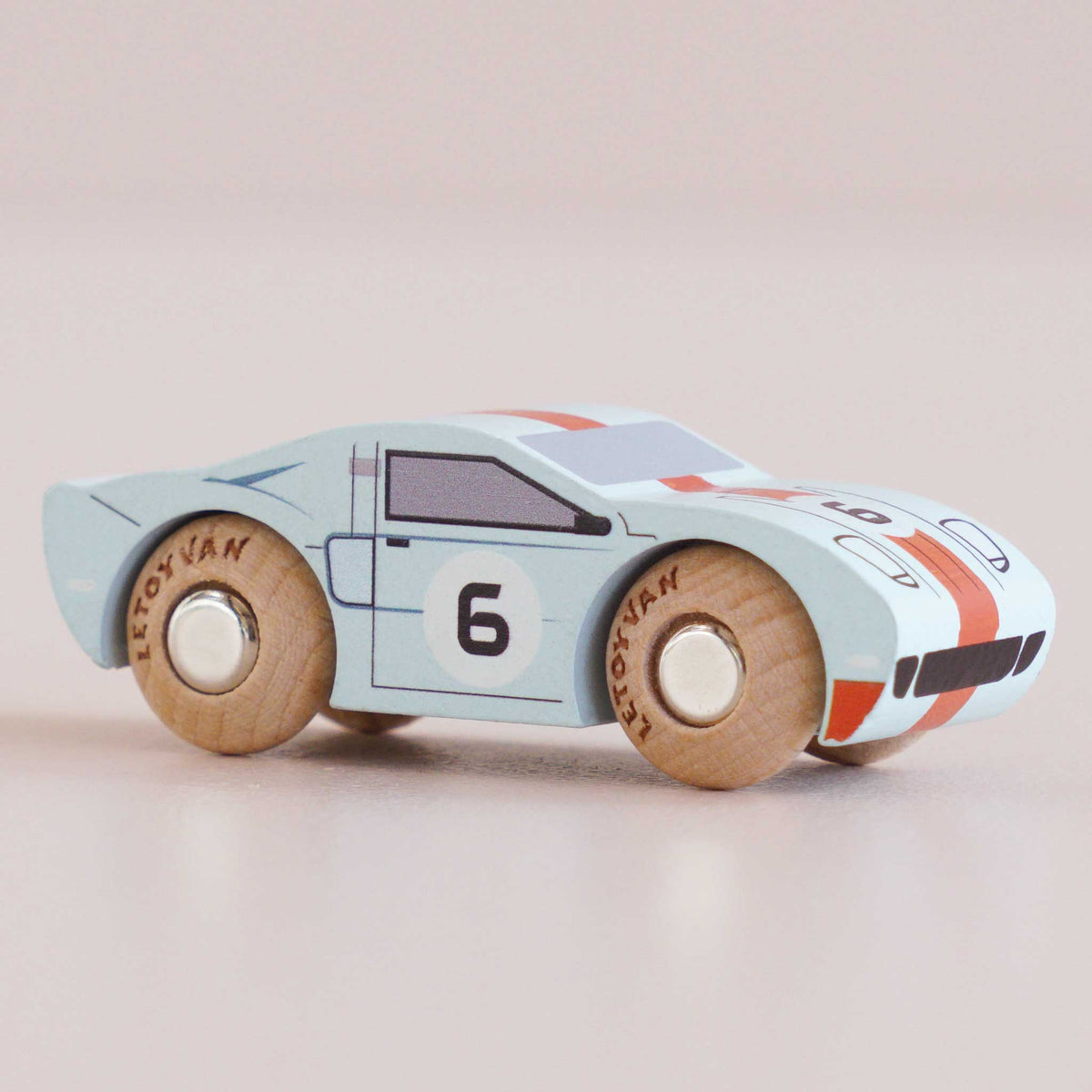Le Toy Van - No. 26 GT145 Fred