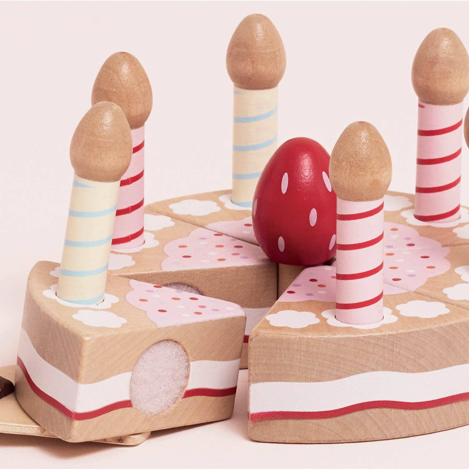 Le Toy Van - Sliceable Birthday Cake & Candles