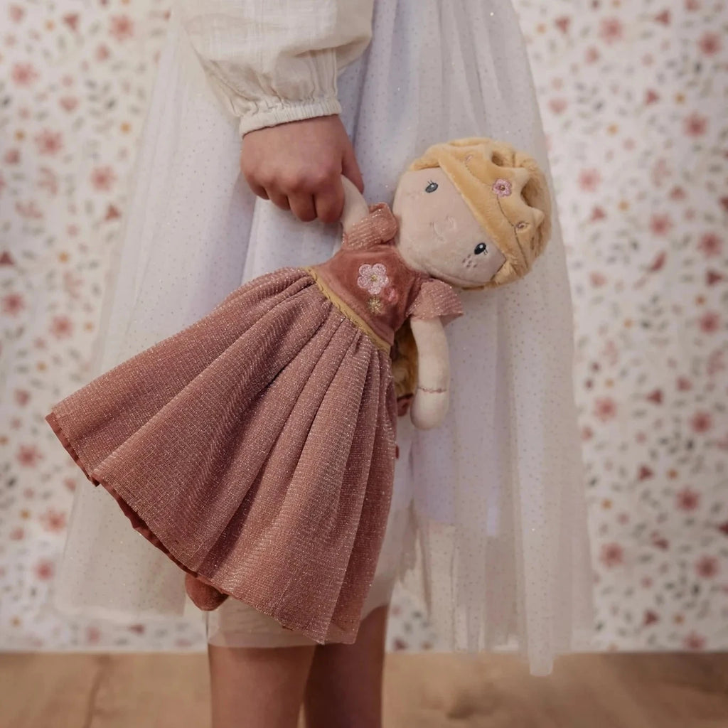Little Dutch Princess Julia